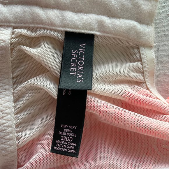 Victoria's Secret, Multi- Way Balconet Bra, Orange  Ombre,  32DD, USED - Picture 4 of 4